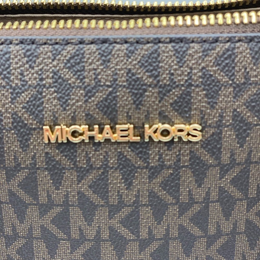 Michael Kors Charlotte LG TZ Tote Sig Brown - Picture 8 of 8